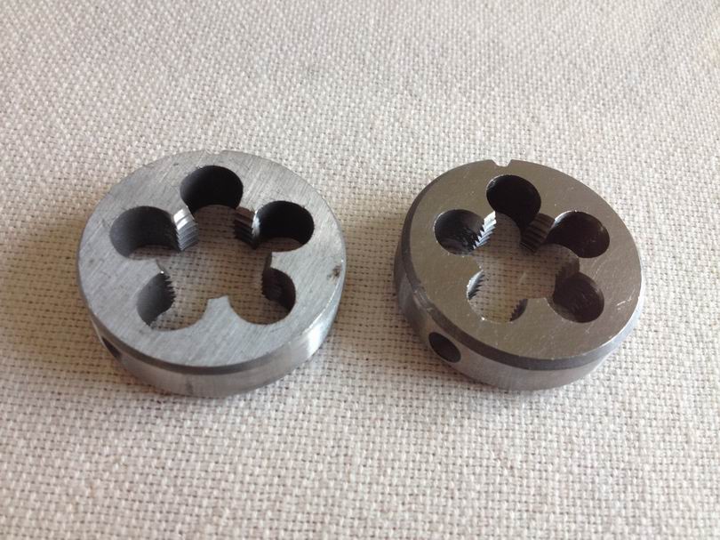 2PCS ձݰ  UNS 3 / 8 & -32        Ͼ  /Free shipping of 2PCS Alloy steel made UNS 3/8&-32 right hand manual die Threadi